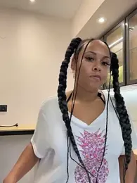 HaileyDiana webcam model stream image