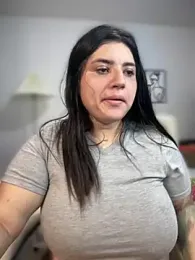 horny_roomiess webcam model stream image