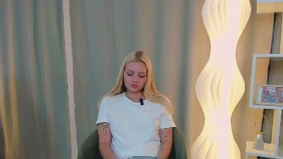 KristalSpurger webcam model stream image