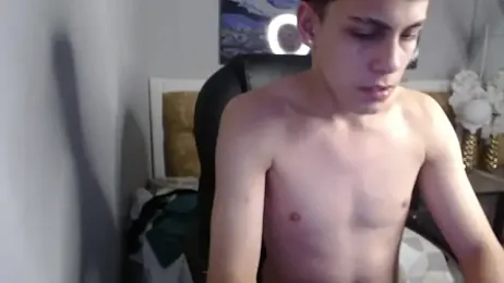Ethanx18_ webcam model stream image