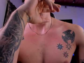 liamwyatt_ webcam model stream image