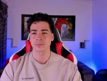 liamwyatt_ webcam model stream image