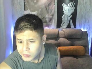 Thiago Loyalty webcam model stream image