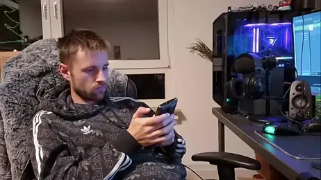 Hot_adem webcam model stream image