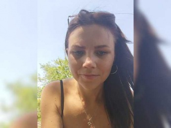 Cat-Likaa webcam model stream image