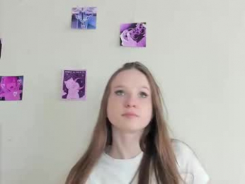 b4by_emilia webcam model stream image