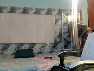 Silver Fairy webcam model stream image