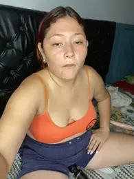 Rouse-Antonella webcam model stream image