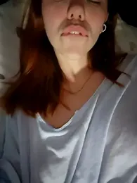 Teya_New webcam model stream image