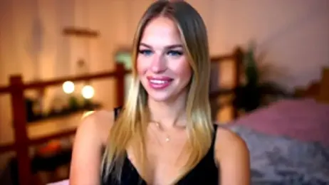 Emilyvanroessel webcam model stream image