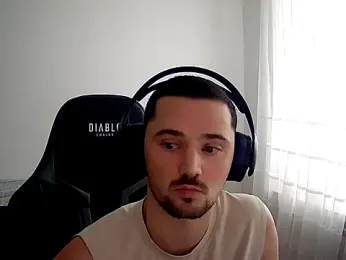 Handsomeboy4you webcam model stream image