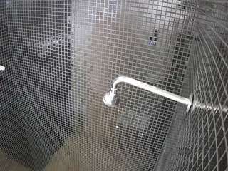 voyeurcam-jb-shower-15 webcam model stream image