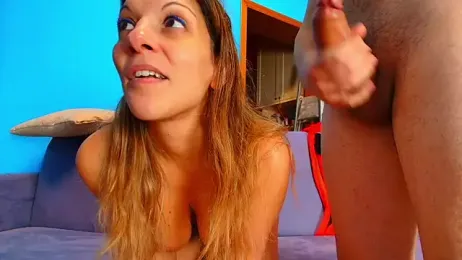 Lucy_and_Marco webcam model stream image