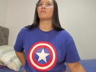 Elisa Connors webcam model stream image