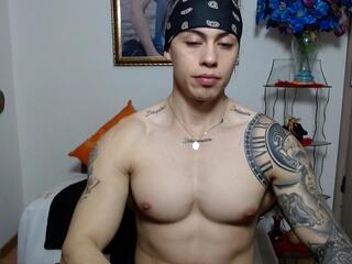 Adams Collims webcam model stream image