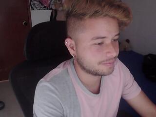 Nico Vega webcam model stream image