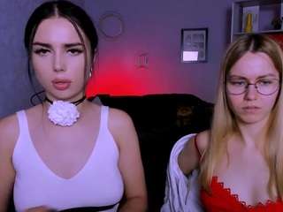 adalina-summer webcam model stream image