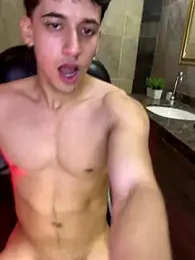 AntonySummer webcam model stream image