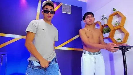 Play_boys_Hot2 webcam model stream image
