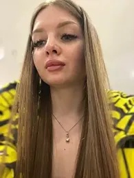 KrisMagnoly webcam model stream image