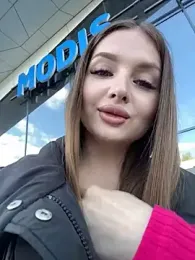KrisMagnoly webcam model stream image