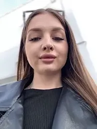 KrisMagnoly webcam stripchat model stream image