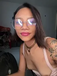 Mia-miauuuuu webcam model stream image