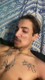 Coco_Cuban webcam model stream image