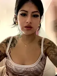 mrskarmaa webcam stripchat model stream image