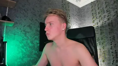 AlexxSweet webcam model stream image