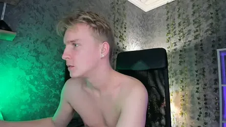 AlexxSweet webcam model stream image