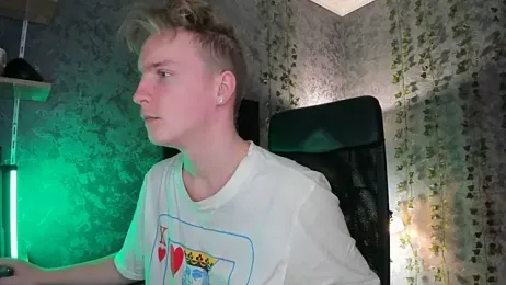 AlexxSweet webcam model stream image