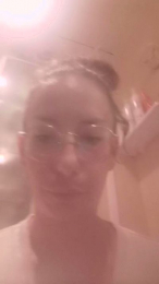 cruellathebills webcam model stream image