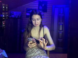 Alverta Debona webcam model stream image