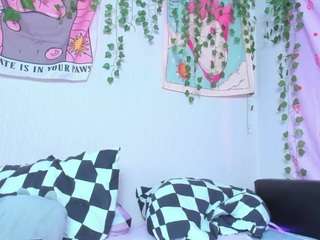 lilmilkylilly webcam model stream image