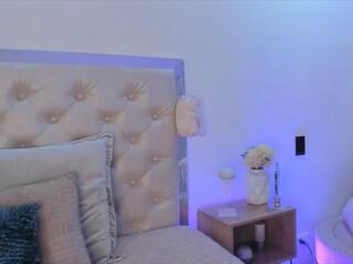 Helen Smith webcam model stream image