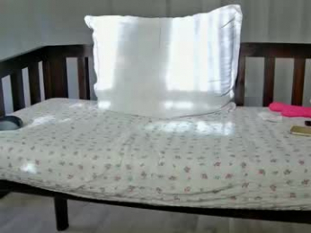 theopium webcam model stream image