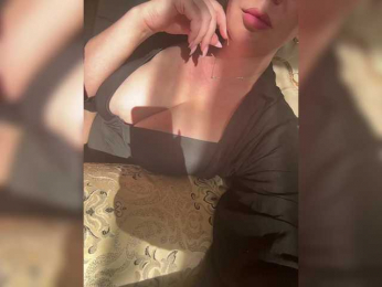 AnnaMilc webcam model stream image