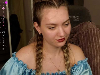 CyrilaPuff webcam model stream image
