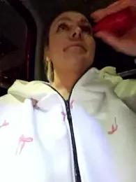 Bondgirl_013 webcam model stream image