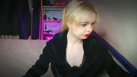 Creatrix_Lola webcam model stream image