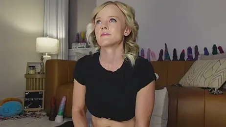 Taylorlove303 webcam stripchat model stream image