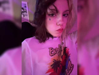 Molly- webcam model stream image