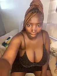 Naughty-sonia2 webcam model stream image
