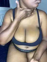 Naughty-sonia2 webcam model stream image