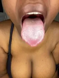 Naughty-sonia2 webcam model stream image