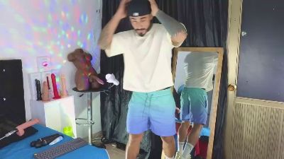 john_and_louis webcam model stream image