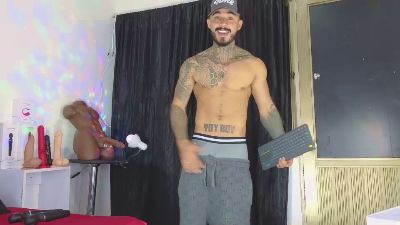 john_and_louis webcam model stream image