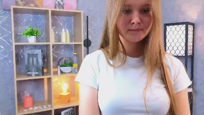 IndiaMclaren webcam model stream image