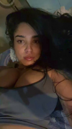 anouk5 webcam model stream image